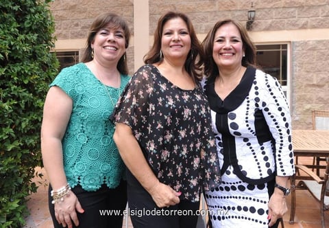 26092014 Mara, Paty y Adriana.