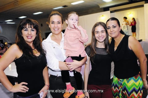 28092014 Yazmín, Marijose, Roxana, Karina y Karina.