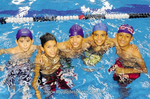 28092014 Francisco Martínez, Édgar Gómez, Eduardo Leija, Christopher Moore y Adrián Luna.