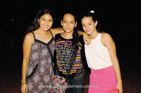 28092014 Paty, Sofía y Astrid.