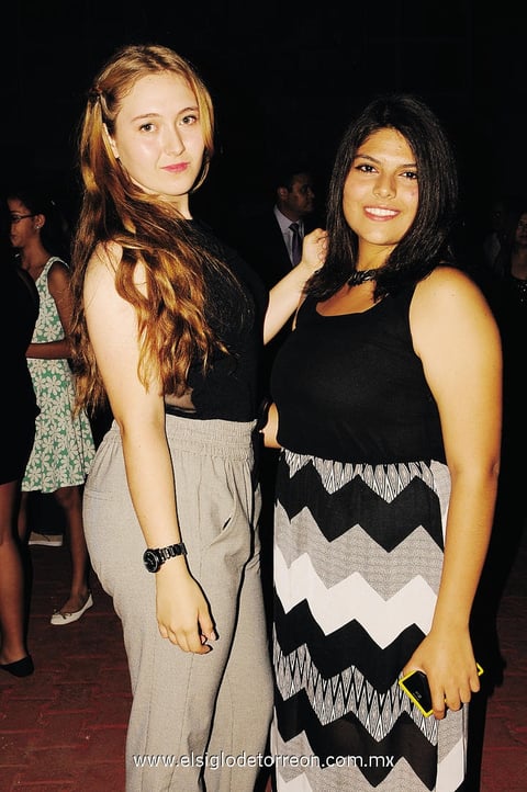 28092014 Isabella Gonzaléz y Natalia Jardón.