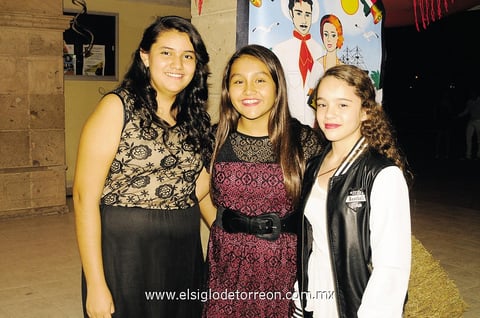 28092014 Jovanna, Sharon y Mayté.
