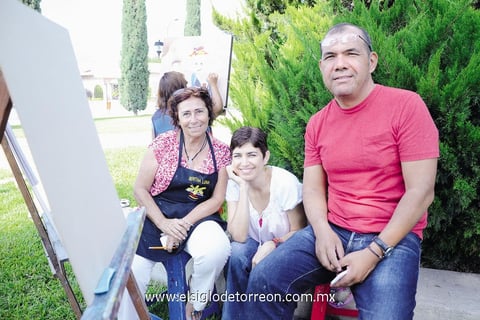28092014 Bertha, Brenda y Óscar.