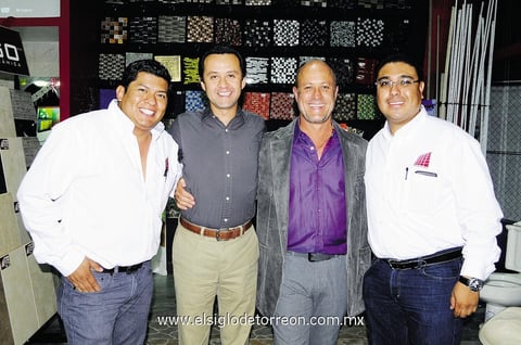 28092014 Directivos Nitropiso.