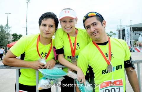 30092014 César, Karen y Javier.