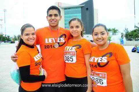 30092014 Montse, Jerson, Cristina y Katia.
