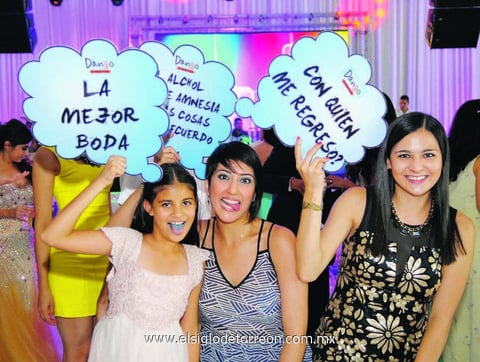 01102014 DIVERTIDAS.  Paty, Rosalva y 'Tuki'.