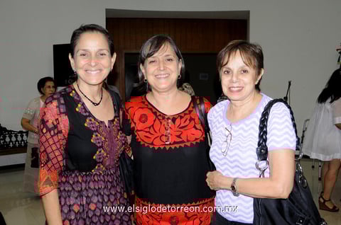 01102014 Sandra Castro, Silvia Castro e Irma Gómez.