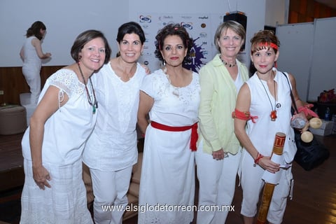 02102014 Gaby, Martha, Elsa Lucía, Emelia y Betty.