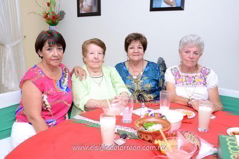 01102014 Leticia Varela, Margarita de Villarreal, Alicia de Sierra y Mayela López.