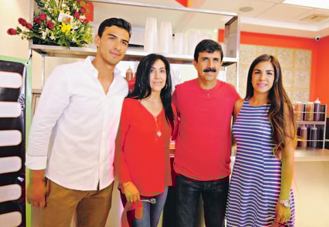 03102014 Manrique y Karla. Laura, Carmina y MarÃ­a. Oswaldo, Lolis, Gerardo y Vale.