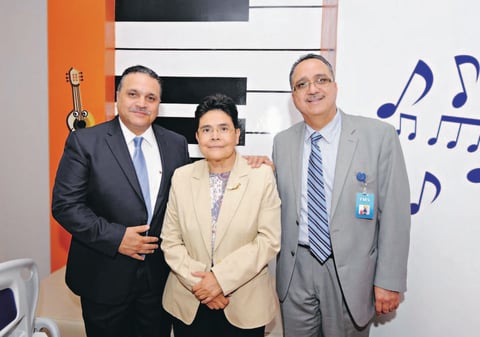 03102014 Dr. Jorge Murra, Dra. AsunciÃ³n GaytÃ¡n y Gilberto Cordero. Dr. MartÃ­nez Favela y Dr. Alfredo de la Fuente.