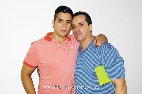 03102014 AMIGOS.  Salvador jr. y Salvador.