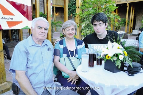 05102014 Rolando, Isabel y José Manuel.