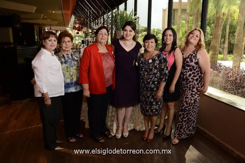 04102014 Gaby Valdivieso con Lupita de Jaramillo, Blanca Valdivieso, Gabriela de Valdivieso, Cristina de Juárez y Marcela Nalda.