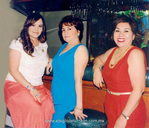 05102014 Vanely C. de De La Torre, Coco H. Retana y Jesu de Adame.