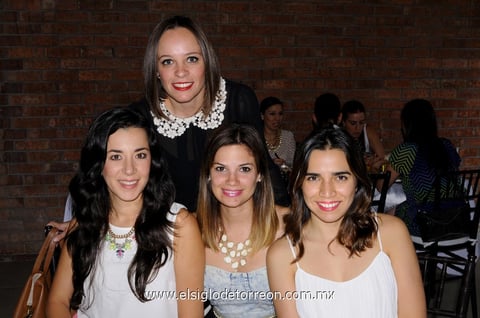 08102014 Silvia y Anacris.