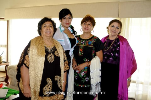 09102014 Lety, Abril, Ale y Yola.