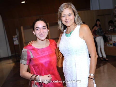 13102014 Sara y Carmen.
