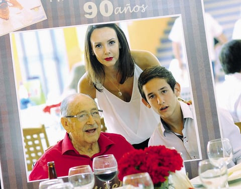 Don Mario, Liliana y Toño.