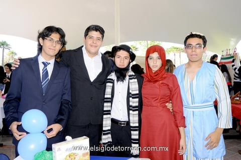 19102014 Ricardo, Carlos, Juan, Sofía y Salmen.
