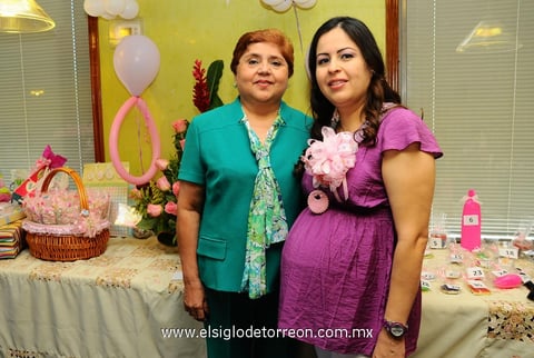 20102014 Celia Rosina Luna de Cueva y Nashbly Pérez de Cueva.