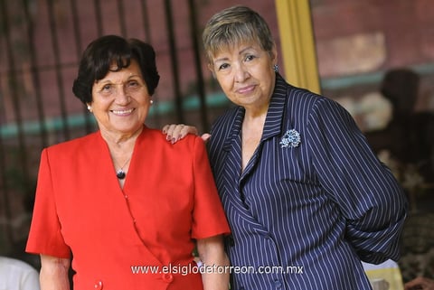 21102014 AMIGAS.  Yolanda y Lucha.
