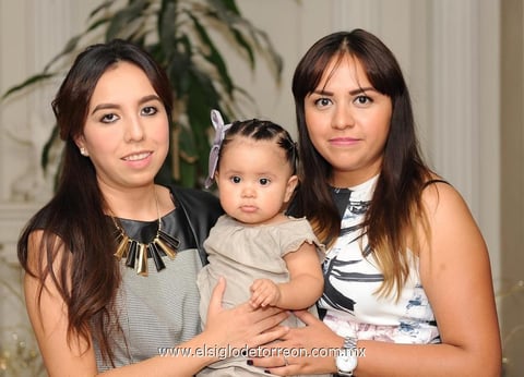 21102014 Daniela, Renata y Fátima.