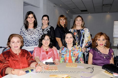 21102014 Alma, Marytere, Lily, Cris, Carmen, Verónica, Silvia y Silvia.