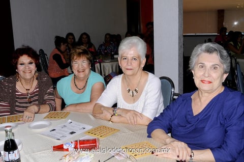 21102014 María Teresa Galván, Alejandra Perea, Paty Wolf y Tere Necochea.