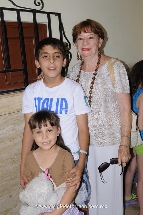 22102014 Romina, Emiliano y María Trinidad.