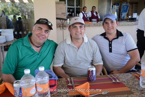 23102014 José Armando, José Antonio y Fernando.