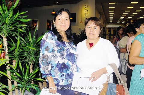 29102014 Verónica y Socorro Carrillo.
