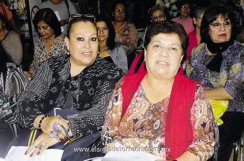 29102014 Angélica y Georgina.