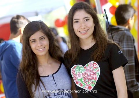 30102014 Sarahí y Yareli.