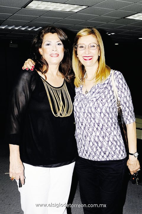 30102014 AMIGAS.  Fina y Leny.