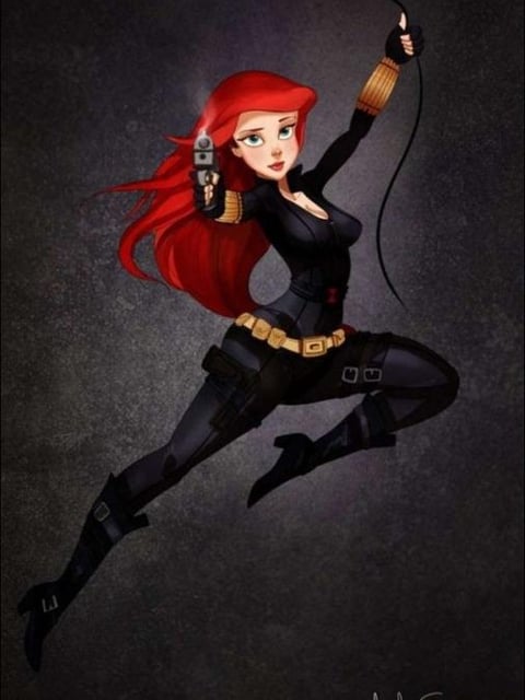 El ilustrador estadounidense Isaiah Stephens “disfrazó” a famosos personajes de Disney en medio de las celebraciones de Halloween. “Ariel”, se vistió de “Viuda negra”.