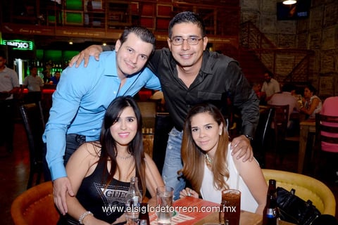 31102014 Daniel, Francisco, Janet y Lorena.