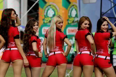 Las regias no faltaron a la cita en el Clásico Regio.
