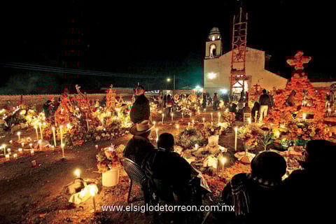 01112014 En muchos lugares de México, se realizan bellos rituales y celebraciones especiales, reconocidas a nivel mundial.