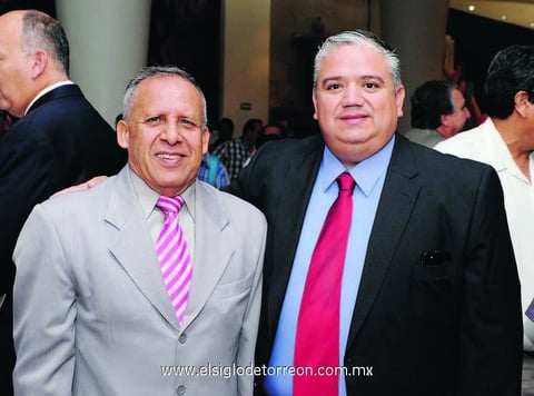 02112014 EN RECIENTE EVENTO.  Fernando Rangel y Jesús Sotomayor.