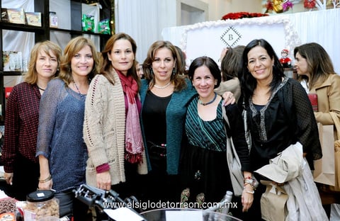 10112014 Cristina, Angélica, Nenabel, Gaby, Ana y Adriana.