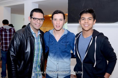 12112014 Luis, Roberto y Jorge.