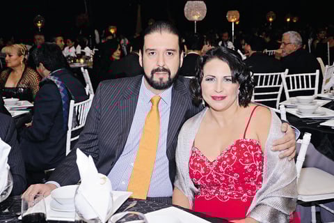Médicos del Hospital Ángeles disfrutaron de una cena de gala organizada en su honor.