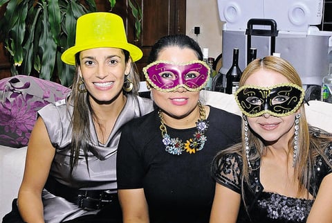 Anilú, Lupita y Cynthia.