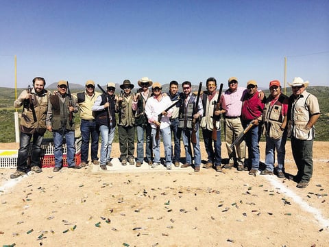 Miguel, Beto, Javier, Arturo, René, José, Elí­as, Daniel, Damián, José, Dr. Tovalí­n, Raúl, Poncho y Jaime.