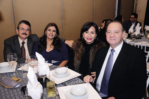 Alejandro, Mireya, Elisa y Jesús.