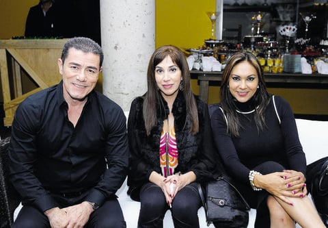 Xavier, Cecilia y Carmen.
