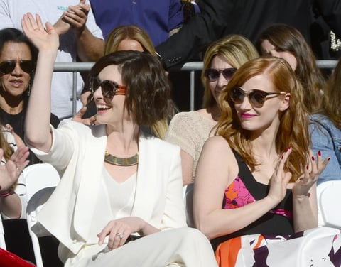 Además acudieron sus compañeras de reparto de Interstellar, Anne Hathaway, y Jessica Chastain.