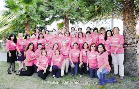 15112014 AMIGAS POR SIEMPRE.  Un grupo de amigas celebró un año más de conocerse.